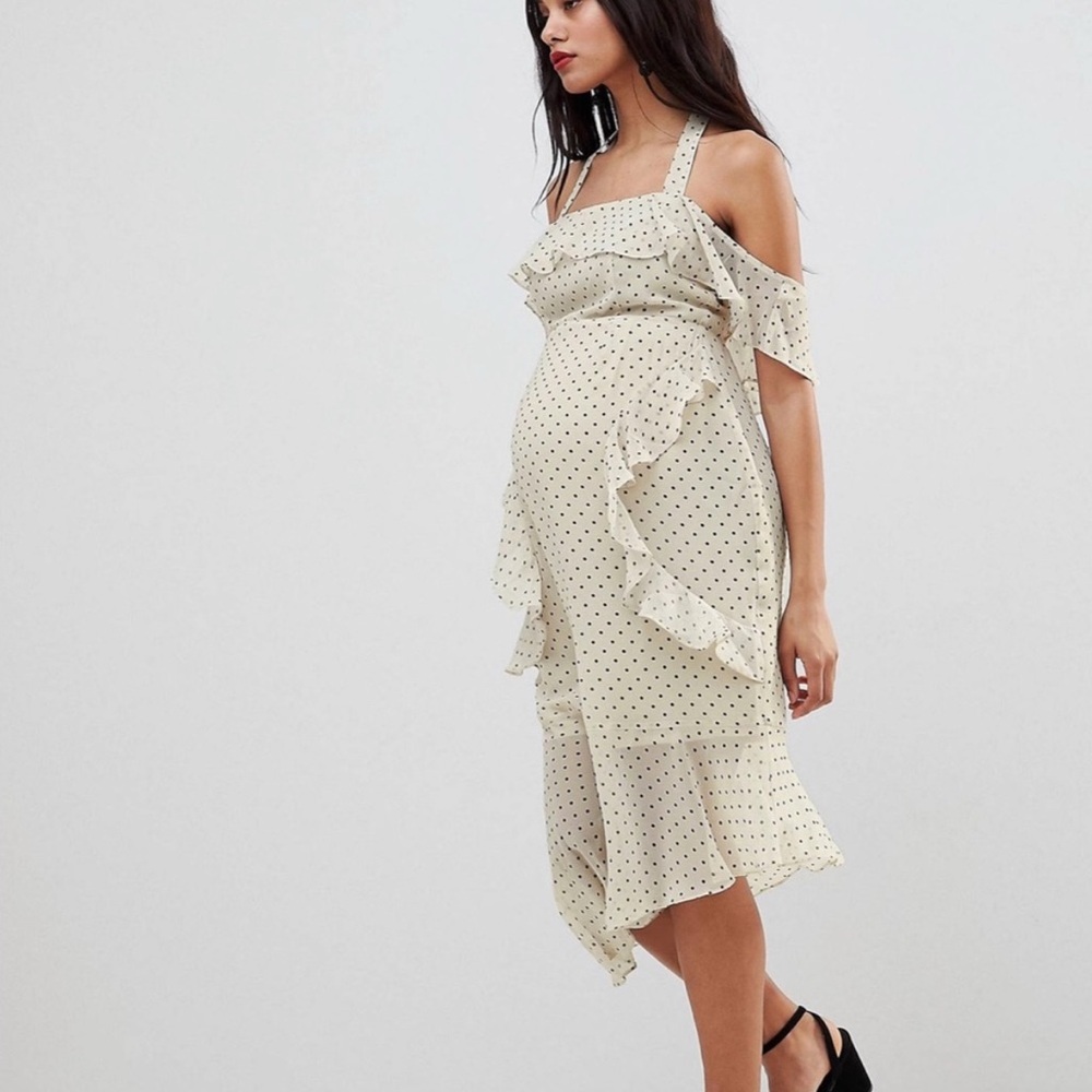 Asos size 6 fluttery polka doe maternity dress